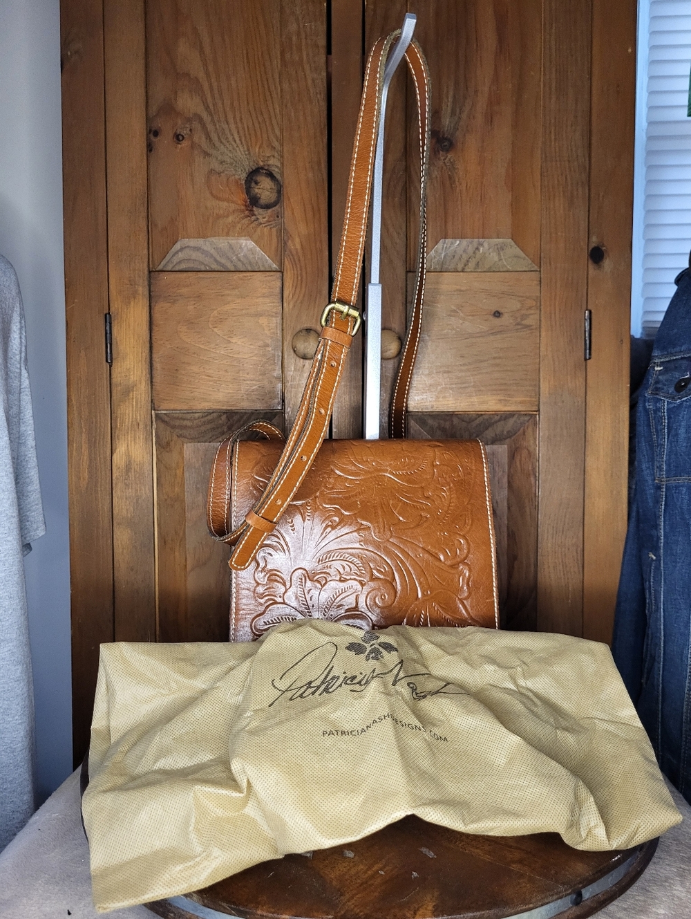 Patricia Nash Cognac Tooled Leather Crossbody Bag - Picture 5 of 17